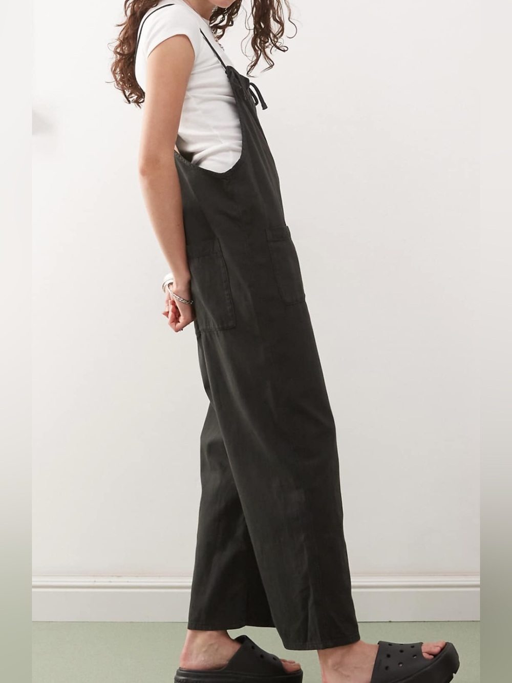 Black Women’s Wide-Leg Overalls Jumper - Casual Denim Style
